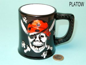 Becher: Pirat Totenkopf-gr9 5cm