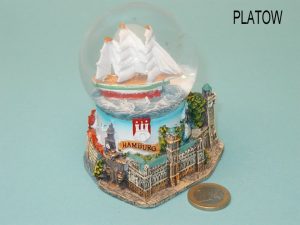Schneekugel Hamburg Schiff 4,5cm