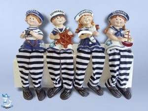 Marinekinder Baumelbeine 4f. 15cm FEHMARN